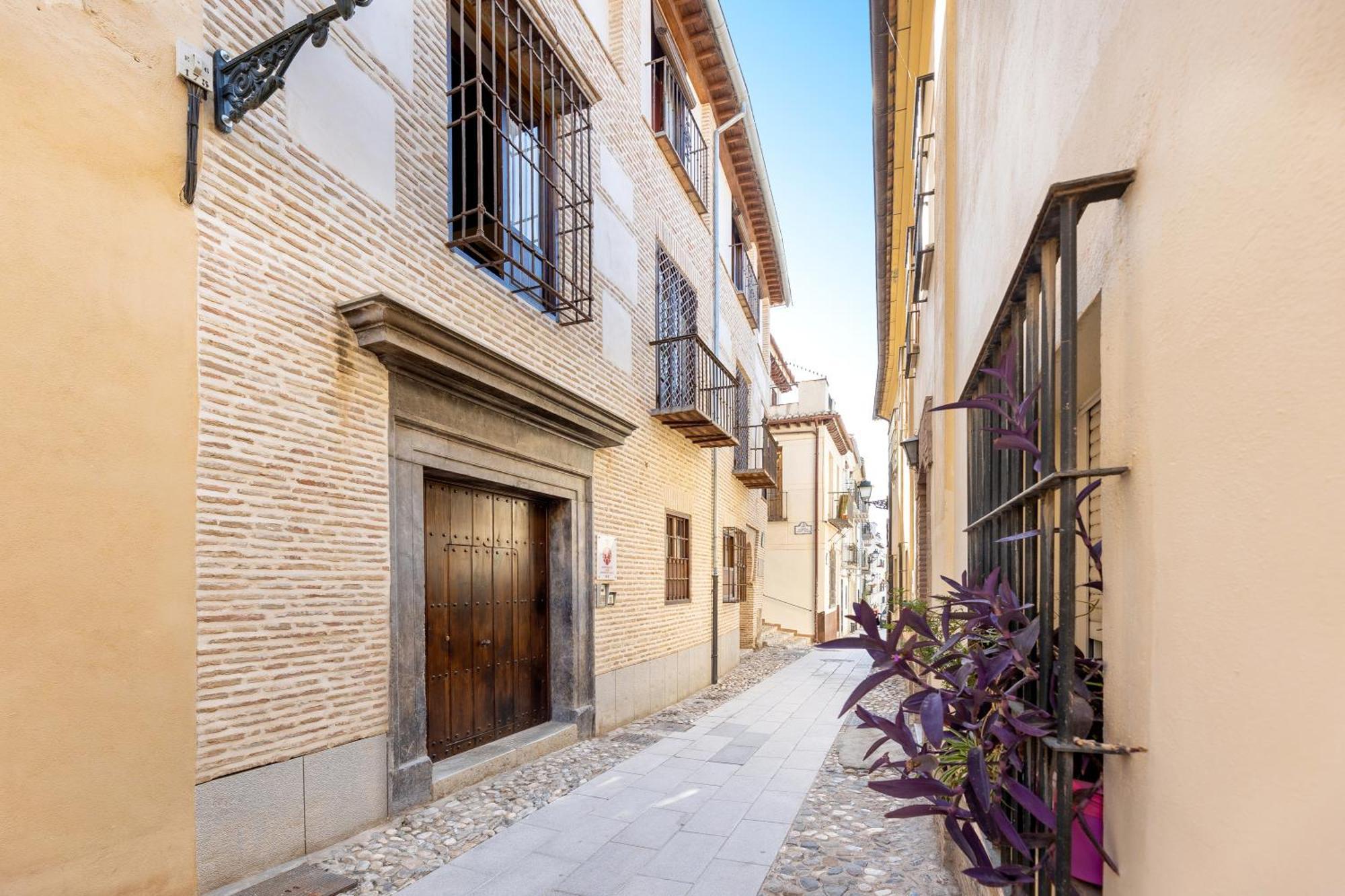 Apartamentos En Pleno Centro, Aljibe Rodrigo Del Campo 1B Granada Esterno foto